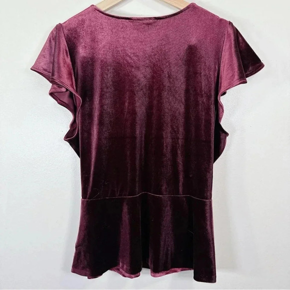 Banana Republic Vneck Velvet  Wrap Top - Picture 12 of 12